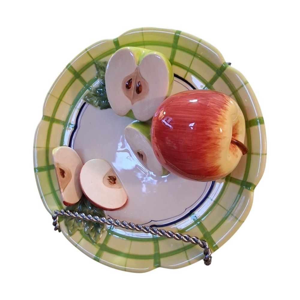 Bella Casa by Ganz Decorative Fruit Wall Plate 3D Apple 8" Diameter Collectible